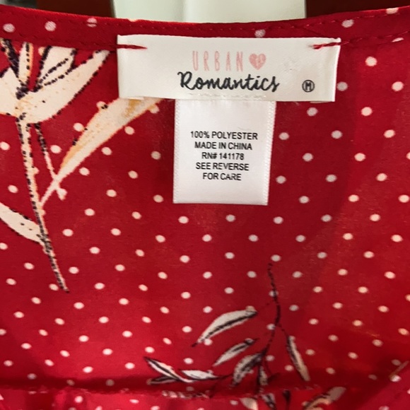 Urban Romantics size medium red top - Picture 2 of 4